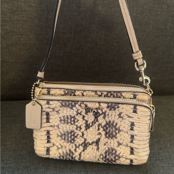 Coach Cream and Black Snake Print Wristlet - Picture 8 of 10